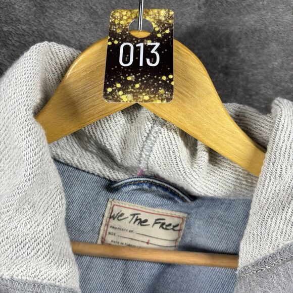 We The Free by Free People Hooded Denim Jean Jacket Trucker Distressed Large - Picture 13 of 13